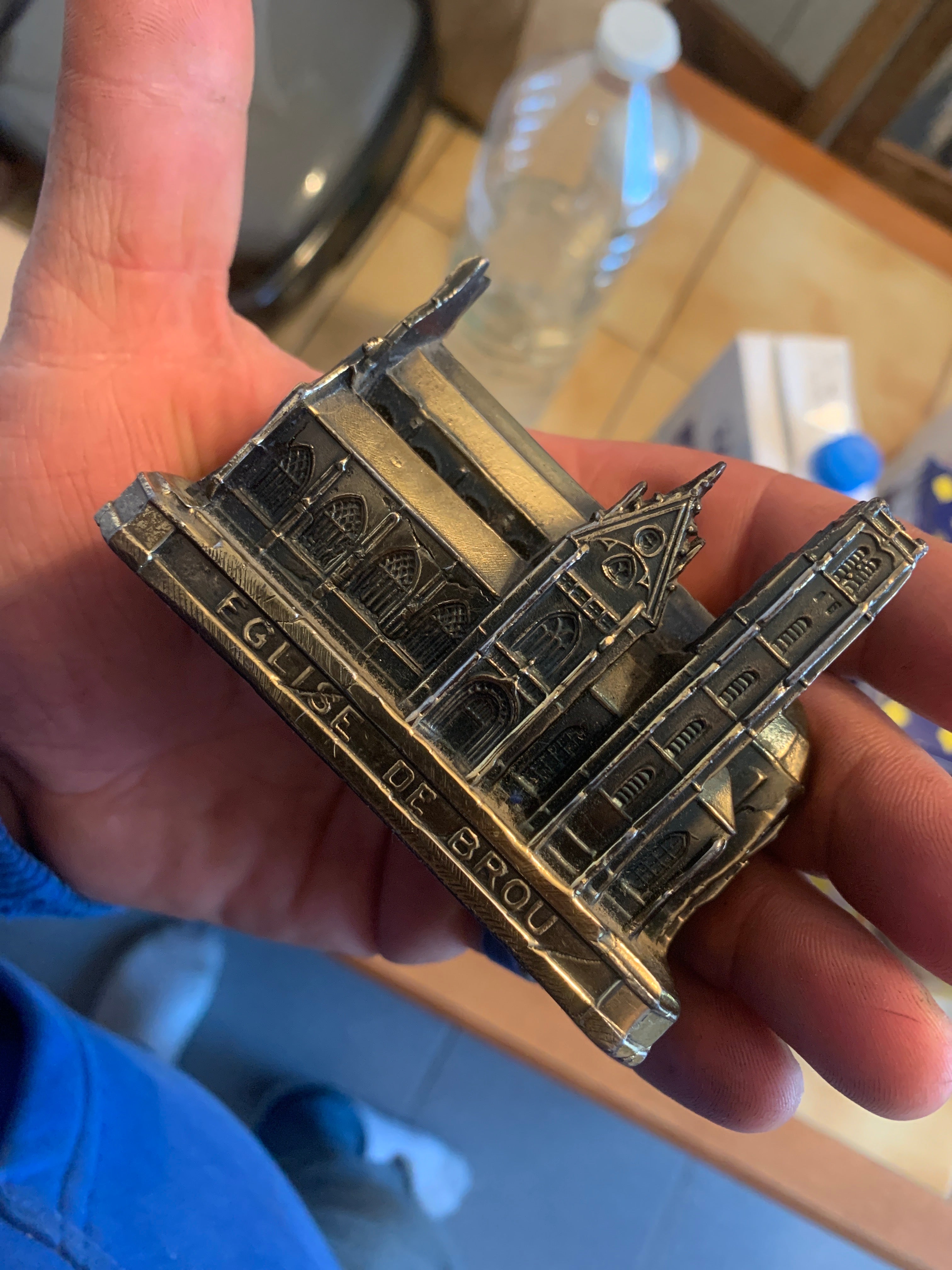 Souvenir 1950 église de brou Bour en bresse en laiton macif